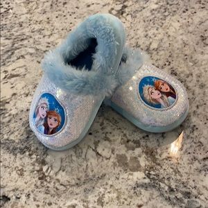 Frozen Slippers